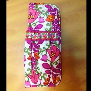 Vera Bradley- Lilli Bell- straightener/curling iron cover case